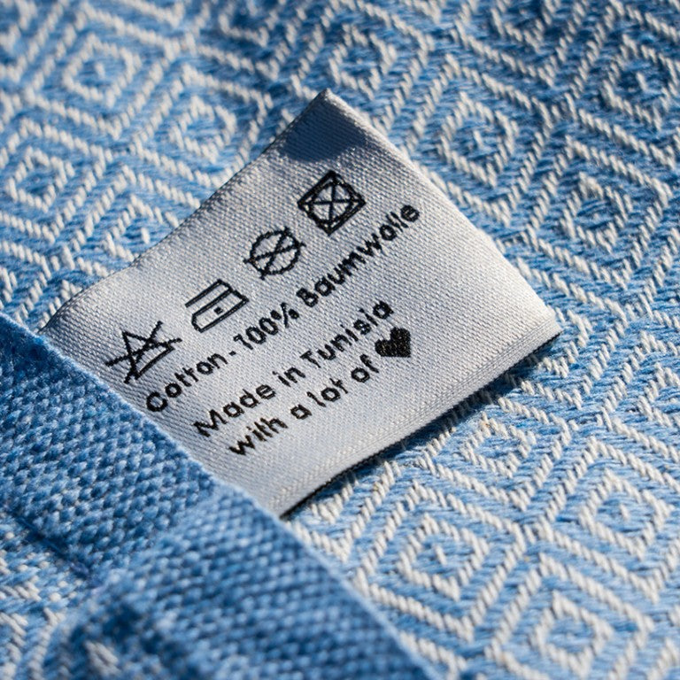 Webstruktur und Fransen einer tunesischen Fouta